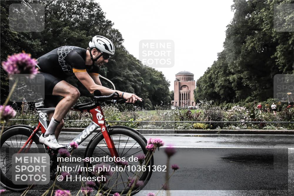 13.09.2026 - Stadtparktriathlon H.Heesch http://msf.ph/oto/10361362 13.09.2026 12:17:28 Radfahren 1005, 1030, 1060 meine-sportfotos.de