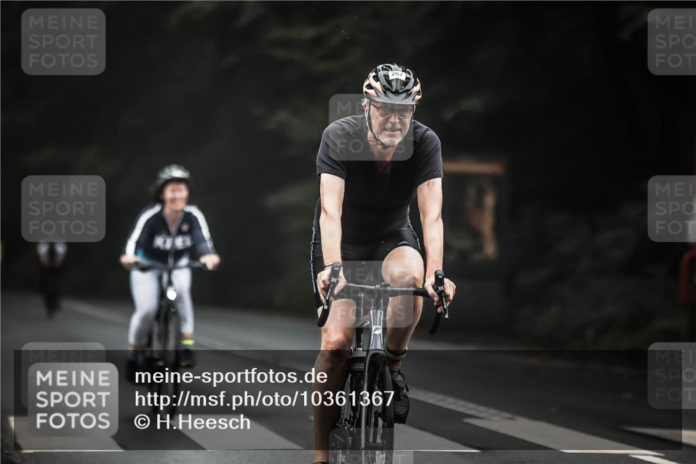 13.09.2026 - Stadtparktriathlon H.Heesch http://msf.ph/oto/10361367 13.09.2026 10:02:29 Radfahren 211, 267, 309, 316, 326, 340 meine-sportfotos.de