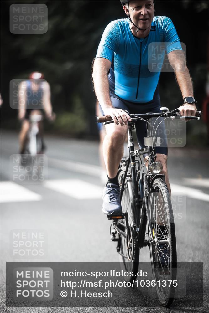 13.09.2026 - Stadtparktriathlon H.Heesch http://msf.ph/oto/10361375 13.09.2026 11:17:21 Radfahren 548, 593, 625, 629, 637, 672, 690, 697, 770, 771, 772 meine-sportfotos.de