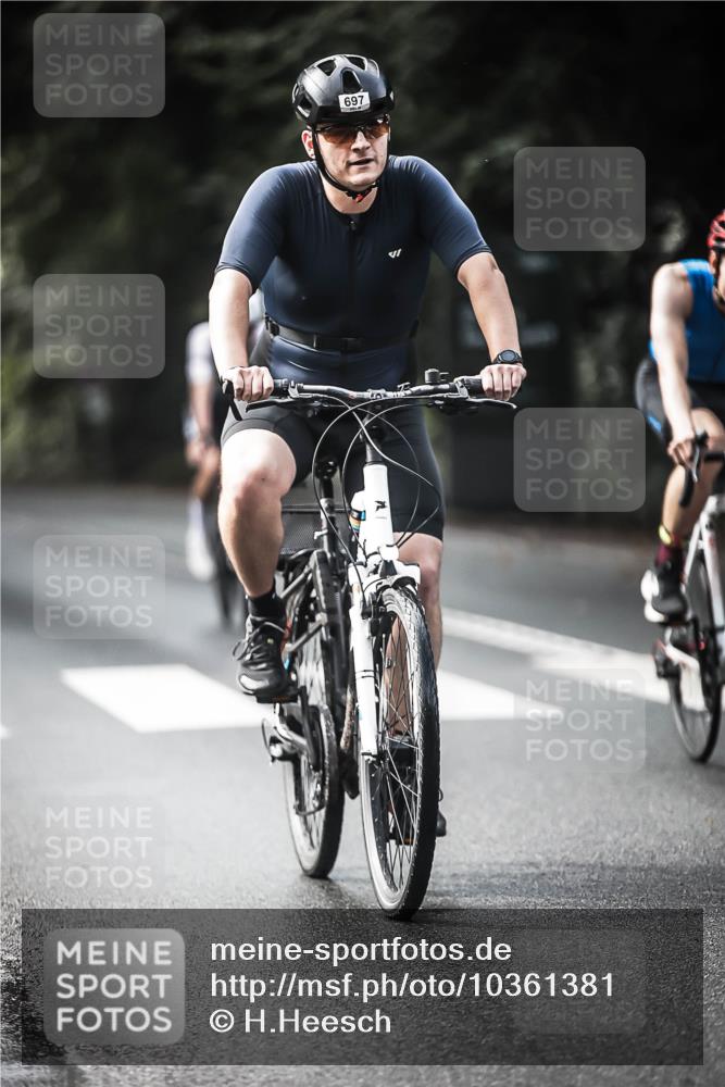 13.09.2026 - Stadtparktriathlon H.Heesch http://msf.ph/oto/10361381 13.09.2026 11:17:22 Radfahren 497, 548, 593, 616, 625, 637, 672, 690, 697, 736, 770, 771, 772 meine-sportfotos.de
