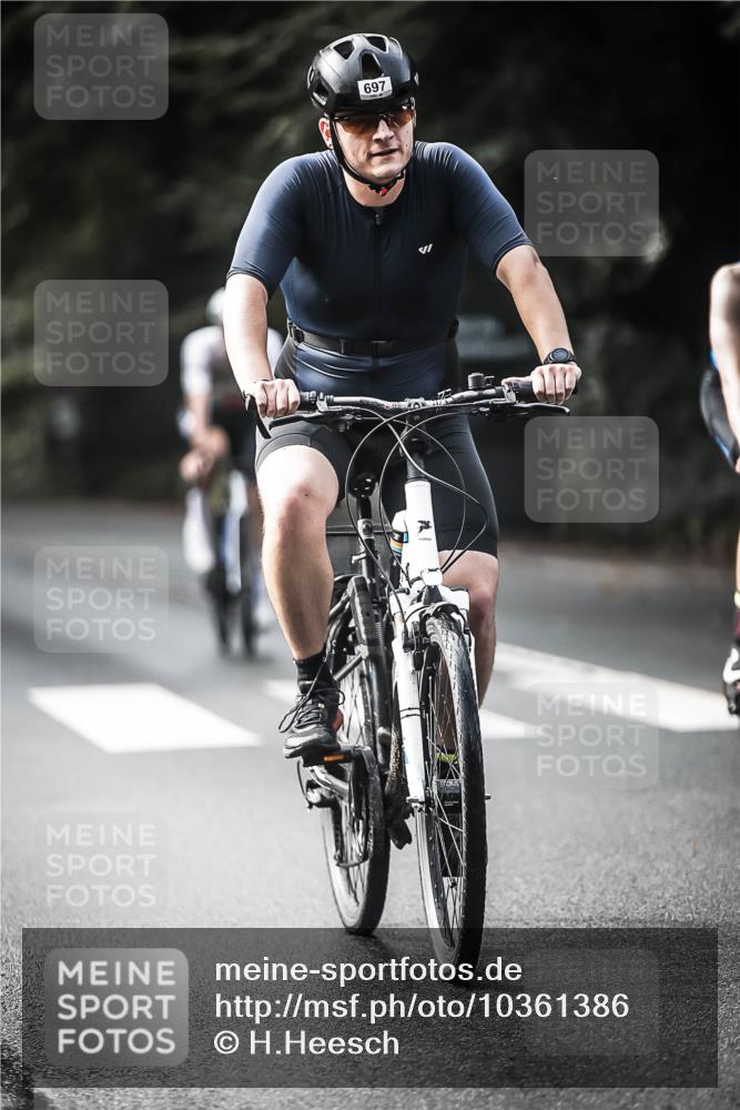 13.09.2026 - Stadtparktriathlon H.Heesch http://msf.ph/oto/10361386 13.09.2026 11:17:22 Radfahren 497, 548, 593, 616, 625, 637, 672, 690, 697, 736, 770, 771, 772 meine-sportfotos.de