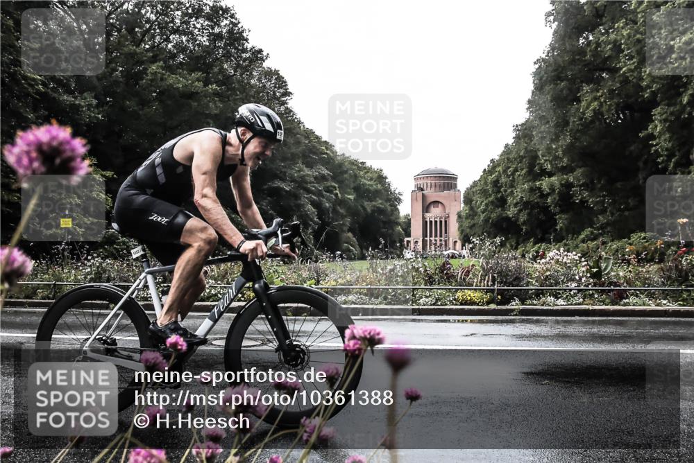 13.09.2026 - Stadtparktriathlon H.Heesch http://msf.ph/oto/10361388 13.09.2026 12:17:37 Radfahren 1043, 1053, 1141 meine-sportfotos.de