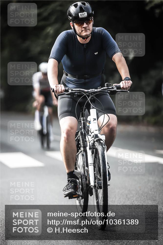 13.09.2026 - Stadtparktriathlon H.Heesch http://msf.ph/oto/10361389 13.09.2026 11:17:22 Radfahren 497, 548, 593, 616, 625, 637, 672, 690, 697, 736, 770, 771, 772 meine-sportfotos.de