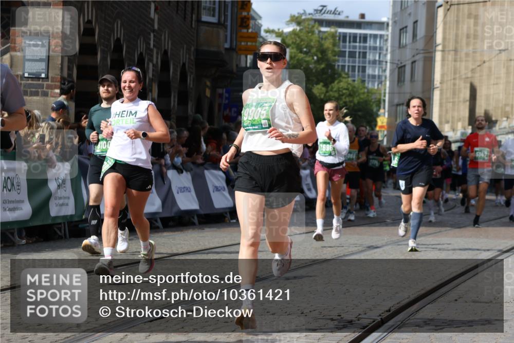 13.09.2026 - 21. swb-Marathon Bremen Strokosch-Dieckow http://msf.ph/oto/10361421 13.09.2026 13:34:12 Ziel 1656, 2405, 2727, 3389, 3522, 3761, 3790, 4490, 4554, 4613, 4658, 4874, 5063, 5156, 5341, 5513, 5563, 5587, 6151, 6508, 6509, 6623, 6808, 7047, 7126, 7303, 7354, 7431, 7832, 8025, 8512, 8641, 8910, 9068, 9128, 9342, 9344, 682, 911, 1307, 2215, 3029, 3068, 3214, 3636, 3890, 4112, 4616, 5147, 5566, 5852, 6255, 7696, 7746, 8870, 9094, 9100, 9402, 9453, 9802, 13112 meine-sportfotos.de