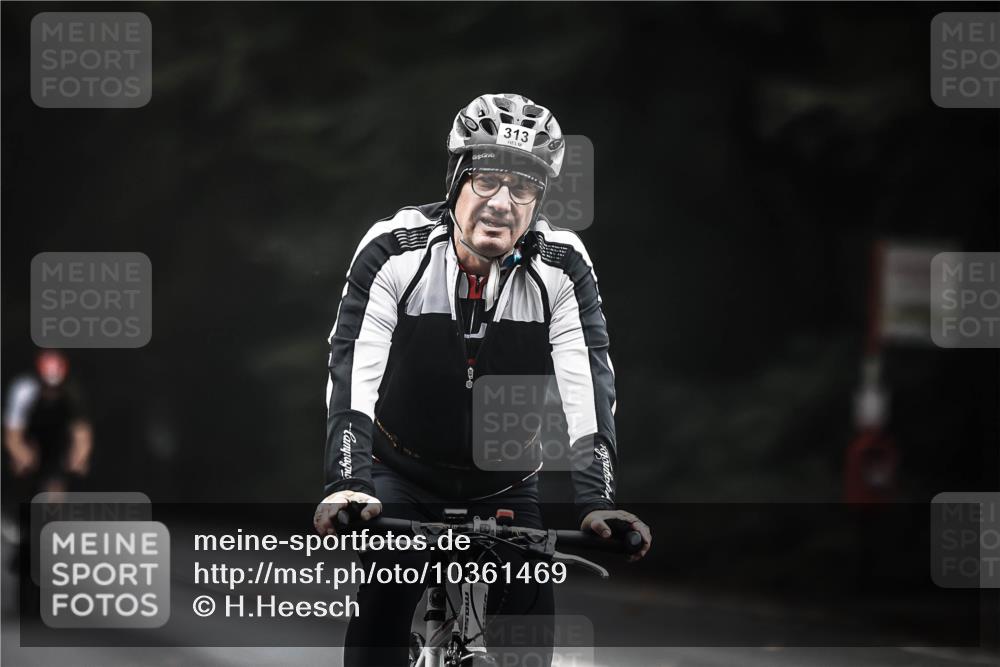 13.09.2026 - Stadtparktriathlon H.Heesch http://msf.ph/oto/10361469 13.09.2026 10:02:36 Radfahren 211, 263, 313, 326, 340 meine-sportfotos.de