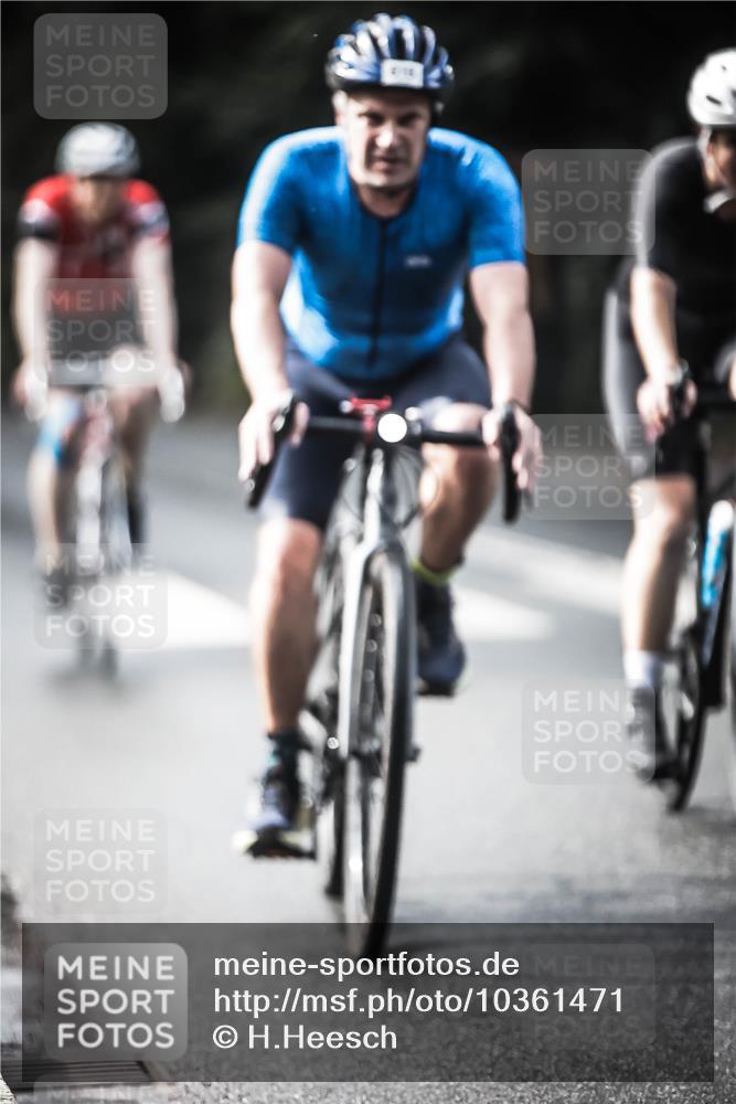 13.09.2026 - Stadtparktriathlon H.Heesch http://msf.ph/oto/10361471 13.09.2026 11:17:28 Radfahren 497, 616, 637, 690, 697, 736, 771, 772, 1799 meine-sportfotos.de