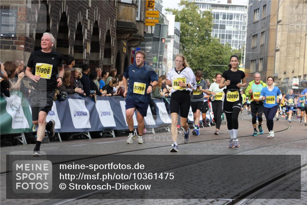 13.09.2026 - 21. swb-Marathon Bremen Strokosch-Dieckow http://msf.ph/oto/10361475 13.09.2026 10:58:27 Ziel 10249, 10494, 10530, 10543, 10559, 10604, 10673, 10750, 10798, 10826, 10828, 10903, 10914, 10931, 10932, 11120, 11131, 11136, 11295, 11332, 11388, 11420, 11752, 11863, 11884, 11952, 12017, 12386, 12387, 12441, 12482, 10878, 10879, 11030, 11189, 11384, 11743, 11955, 12180, 12237, 12320, 12499, 12505 meine-sportfotos.de