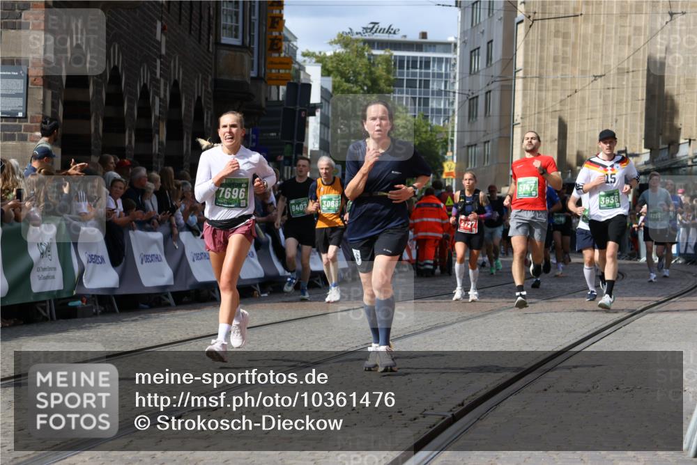 13.09.2026 - 21. swb-Marathon Bremen Strokosch-Dieckow http://msf.ph/oto/10361476 13.09.2026 13:34:14 Ziel 1656, 2727, 3389, 3522, 3790, 4554, 4613, 4658, 4874, 5063, 5156, 5341, 5513, 5563, 5587, 6151, 6508, 6509, 6623, 7047, 7126, 7303, 7354, 7431, 7832, 8025, 8512, 8641, 8910, 9068, 9128, 9342, 9344, 682, 784, 911, 1307, 2215, 3029, 3068, 3214, 3636, 3890, 4112, 4616, 5147, 5566, 5852, 6255, 7696, 7746, 7962, 9094, 9100, 9402, 9453, 9802, 13112 meine-sportfotos.de