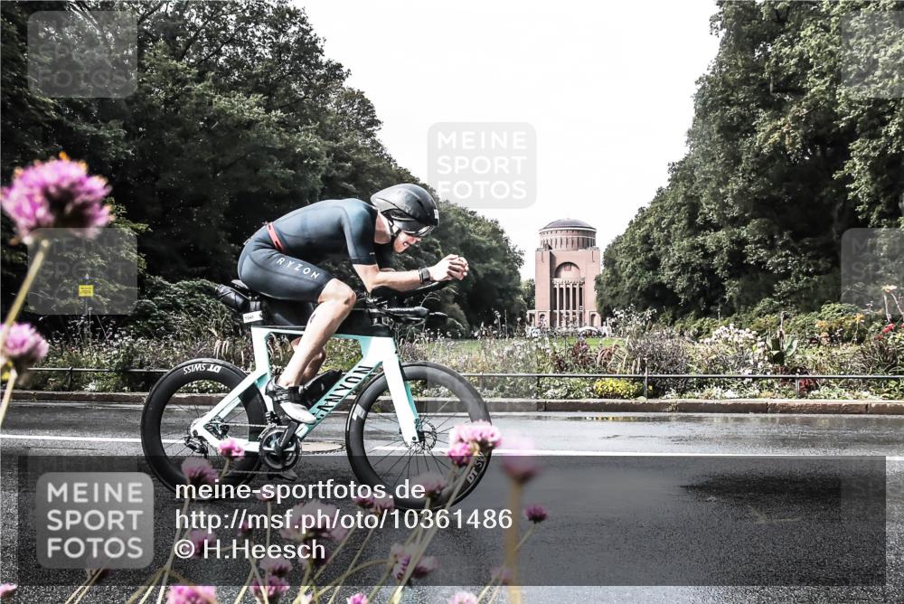 13.09.2026 - Stadtparktriathlon H.Heesch http://msf.ph/oto/10361486 13.09.2026 12:18:22 Radfahren 1048, 1167 meine-sportfotos.de