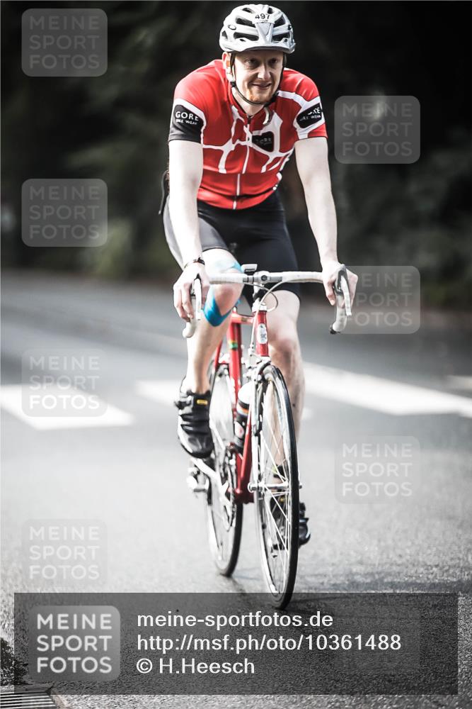 13.09.2026 - Stadtparktriathlon H.Heesch http://msf.ph/oto/10361488 13.09.2026 11:17:29 Radfahren 497, 616, 690, 736, 771, 1799 meine-sportfotos.de