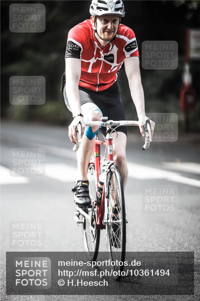 13.09.2026 - Stadtparktriathlon H.Heesch http://msf.ph/oto/10361494 13.09.2026 11:17:29 Radfahren 497, 616, 690, 736, 771, 1799 meine-sportfotos.de