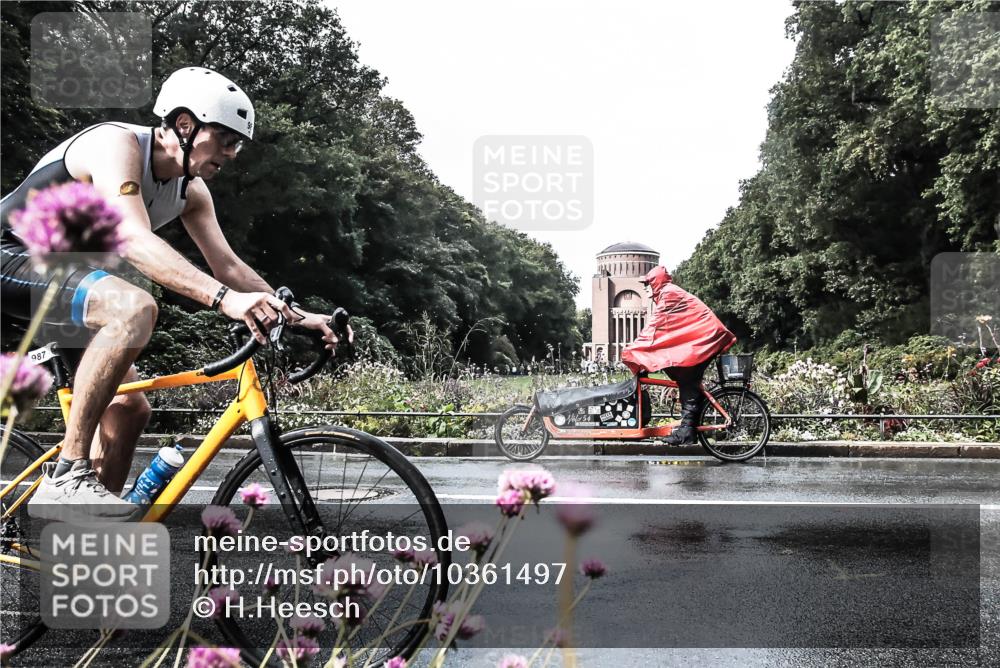 13.09.2026 - Stadtparktriathlon H.Heesch http://msf.ph/oto/10361497 13.09.2026 12:18:27 Radfahren 987, 1178 meine-sportfotos.de