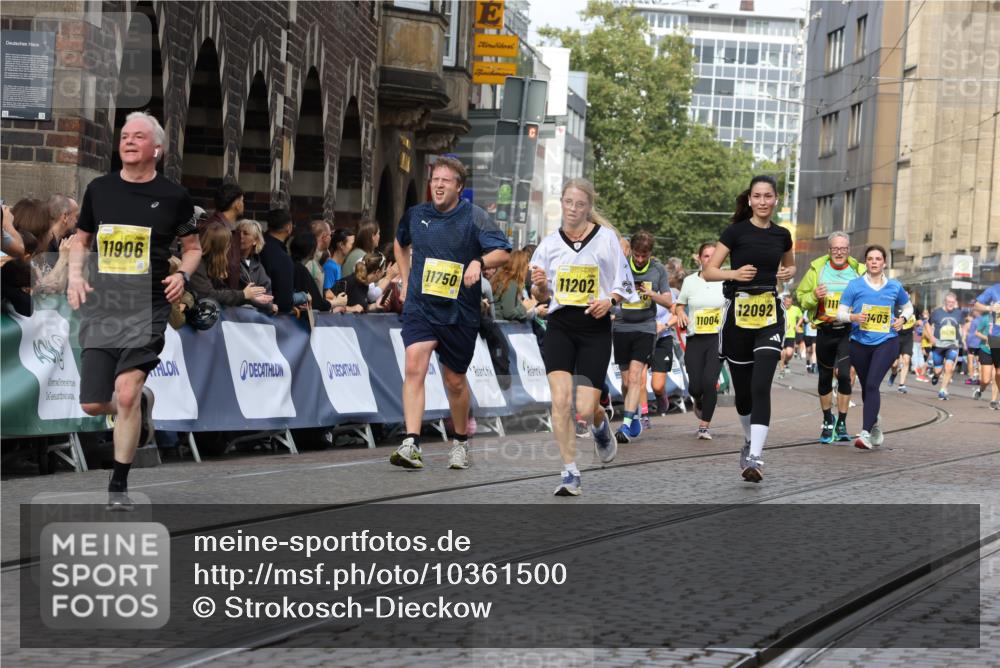 13.09.2026 - 21. swb-Marathon Bremen Strokosch-Dieckow http://msf.ph/oto/10361500 13.09.2026 10:58:27 Ziel 10249, 10494, 10530, 10543, 10559, 10604, 10673, 10750, 10798, 10826, 10828, 10903, 10914, 10931, 10932, 11120, 11131, 11136, 11295, 11332, 11388, 11420, 11752, 11863, 11884, 11952, 12017, 12386, 12387, 12441, 12482, 10878, 10879, 11030, 11189, 11384, 11743, 11955, 12180, 12237, 12320, 12499, 12505 meine-sportfotos.de