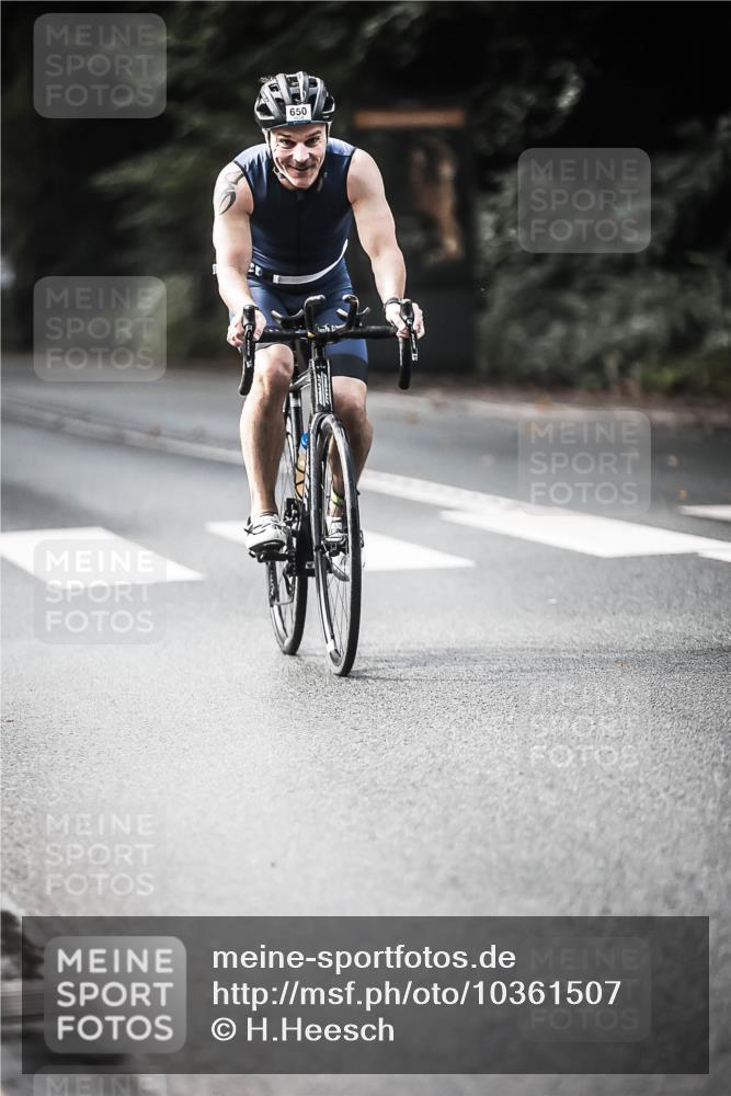 13.09.2026 - Stadtparktriathlon H.Heesch http://msf.ph/oto/10361507 13.09.2026 11:17:32 Radfahren 497, 562, 616, 736, 752, 771, 1799 meine-sportfotos.de