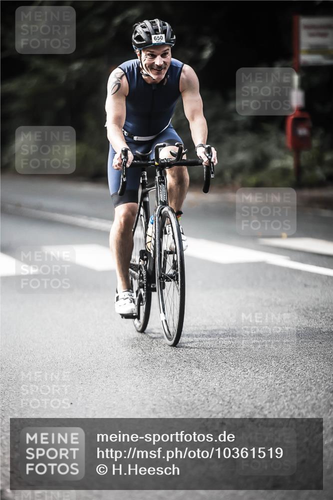 13.09.2026 - Stadtparktriathlon H.Heesch http://msf.ph/oto/10361519 13.09.2026 11:17:33 Radfahren 497, 562, 616, 736, 752, 771, 1799 meine-sportfotos.de