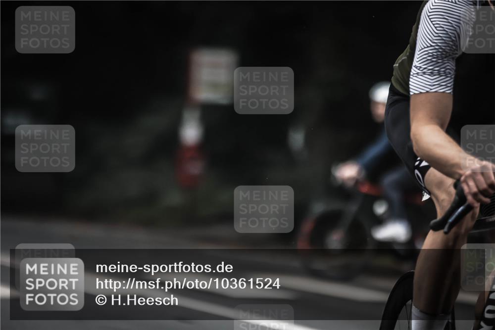 13.09.2026 - Stadtparktriathlon H.Heesch http://msf.ph/oto/10361524 13.09.2026 10:02:39 Radfahren 211, 263, 313, 340 meine-sportfotos.de