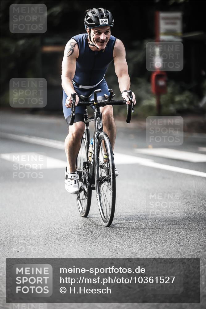 13.09.2026 - Stadtparktriathlon H.Heesch http://msf.ph/oto/10361527 13.09.2026 11:17:33 Radfahren 497, 562, 616, 736, 752, 771, 1799 meine-sportfotos.de