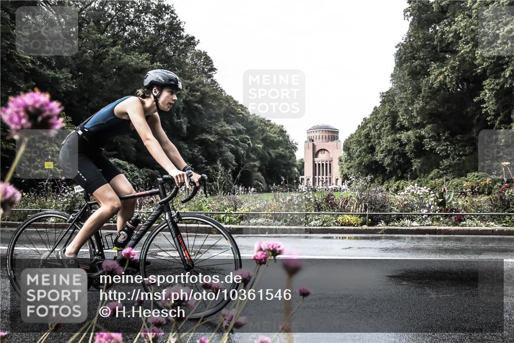 13.09.2026 - Stadtparktriathlon H.Heesch http://msf.ph/oto/10361546 13.09.2026 12:18:39 Radfahren 861, 1062, 1063, 1131, 1147, 1153 meine-sportfotos.de