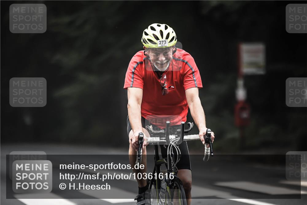 13.09.2026 - Stadtparktriathlon H.Heesch http://msf.ph/oto/10361616 13.09.2026 10:02:54 Radfahren 210, 223, 253, 273 meine-sportfotos.de