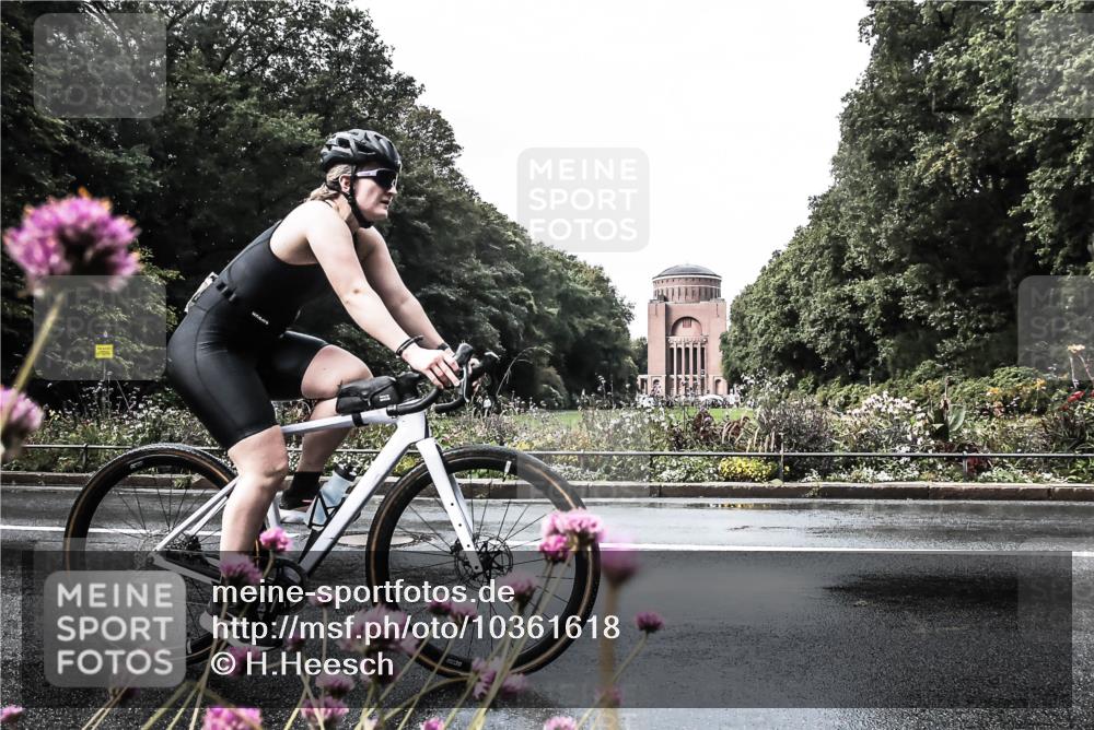 13.09.2026 - Stadtparktriathlon H.Heesch http://msf.ph/oto/10361618 13.09.2026 12:18:54 Radfahren 951, 974, 1008, 1099, 1102, 1144, 1159, 1161, 1184 meine-sportfotos.de