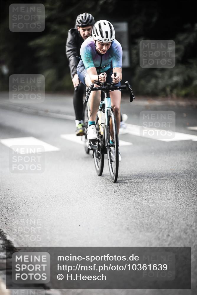 13.09.2026 - Stadtparktriathlon H.Heesch http://msf.ph/oto/10361639 13.09.2026 11:17:42 Radfahren 562, 660, 752, 814, 1797 meine-sportfotos.de