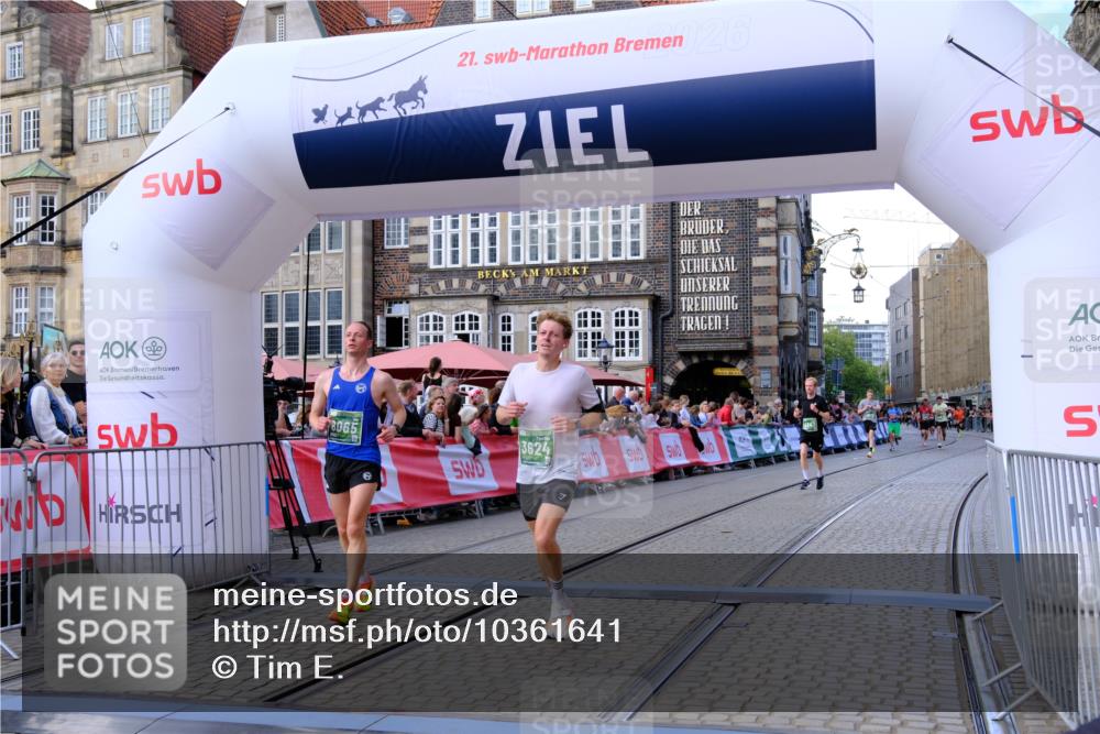 13.09.2026 - 21. swb-Marathon Bremen Tim E. http://msf.ph/oto/10361641 13.09.2026 12:59:14 Ziel 1118, 1576, 3624, 3688, 4399, 4847, 6929, 8065, 8994, 9120, 9329 meine-sportfotos.de
