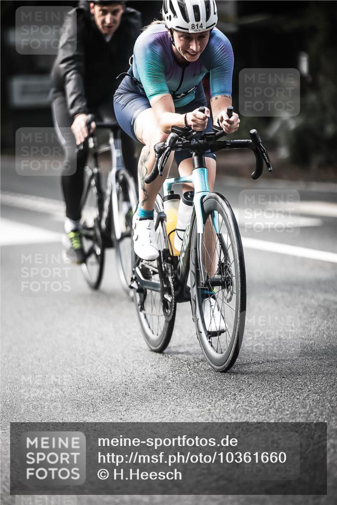 13.09.2026 - Stadtparktriathlon H.Heesch http://msf.ph/oto/10361660 13.09.2026 11:17:42 Radfahren 562, 660, 752, 814, 1797 meine-sportfotos.de