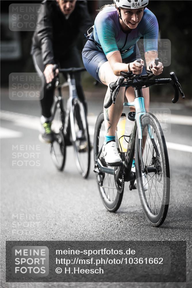 13.09.2026 - Stadtparktriathlon H.Heesch http://msf.ph/oto/10361662 13.09.2026 11:17:43 Radfahren 660, 752, 814, 1797 meine-sportfotos.de