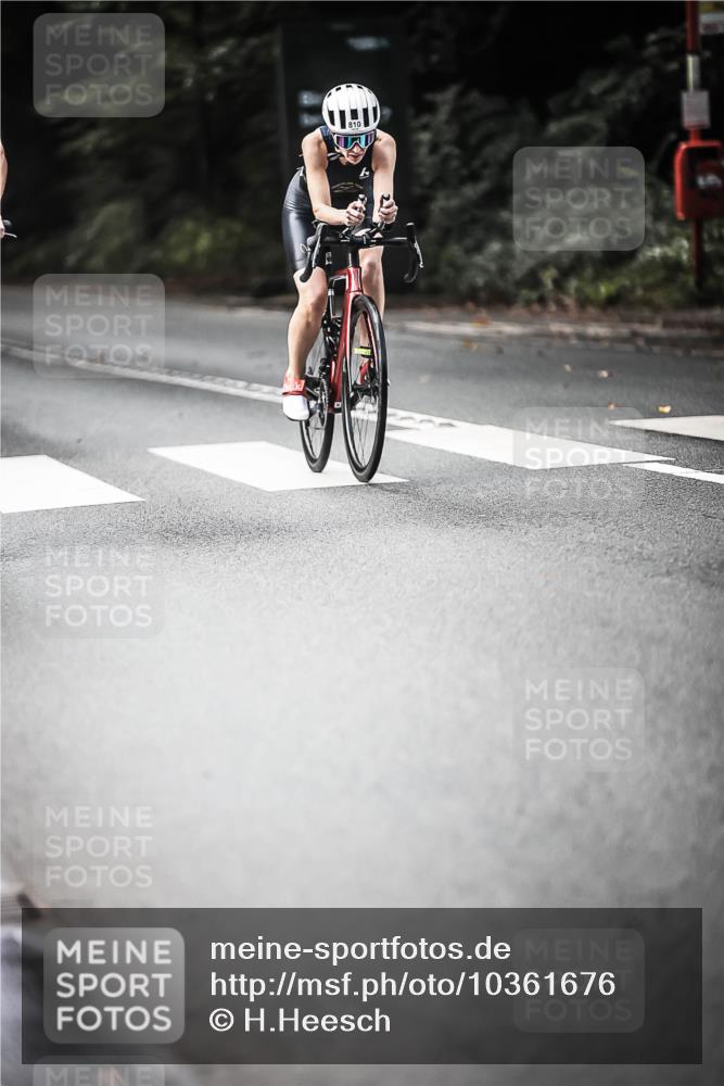 13.09.2026 - Stadtparktriathlon H.Heesch http://msf.ph/oto/10361676 13.09.2026 11:17:49 Radfahren 555, 810, 1798 meine-sportfotos.de