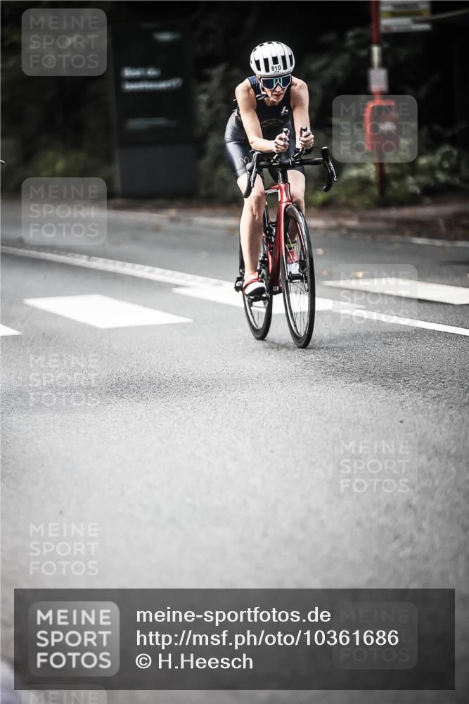13.09.2026 - Stadtparktriathlon H.Heesch http://msf.ph/oto/10361686 13.09.2026 11:17:50 Radfahren 555, 766, 810, 1798 meine-sportfotos.de