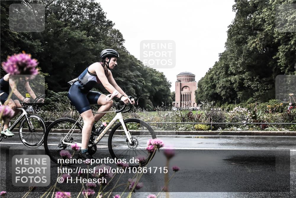 13.09.2026 - Stadtparktriathlon H.Heesch http://msf.ph/oto/10361715 13.09.2026 12:19:25 Radfahren 972, 1020, 1075, 1173 meine-sportfotos.de