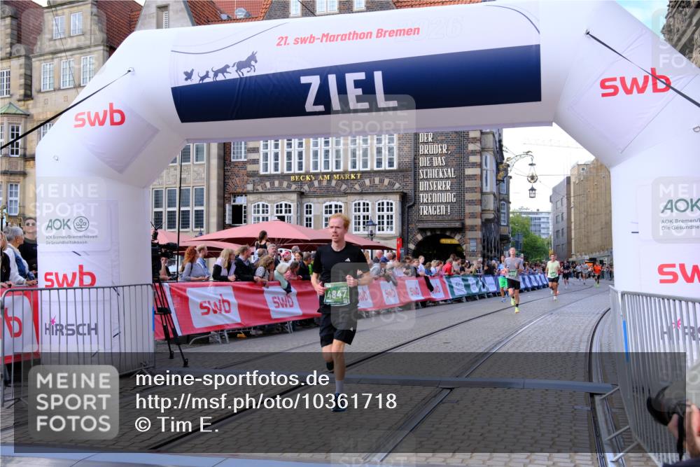13.09.2026 - 21. swb-Marathon Bremen Tim E. http://msf.ph/oto/10361718 13.09.2026 12:59:17 Ziel 1118, 1576, 3624, 3688, 4399, 4847, 8065, 8994, 9120, 9329 meine-sportfotos.de