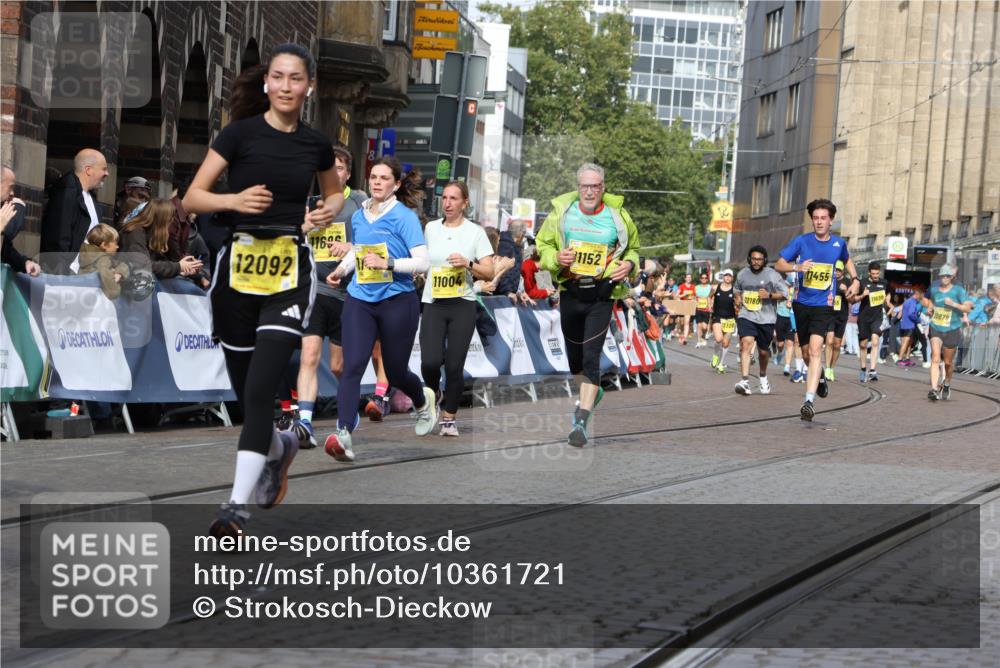 13.09.2026 - 21. swb-Marathon Bremen Strokosch-Dieckow http://msf.ph/oto/10361721 13.09.2026 10:58:30 Ziel 10249, 10494, 10530, 10543, 10604, 10673, 10750, 10798, 10826, 10828, 10903, 10914, 10931, 10932, 11120, 11131, 11202, 11295, 11388, 11420, 11752, 11884, 11906, 11952, 12017, 12386, 12387, 12441, 12482, 10878, 10879, 11030, 11189, 11228, 11488, 11743, 11955, 12237, 12320, 12499, 12505 meine-sportfotos.de