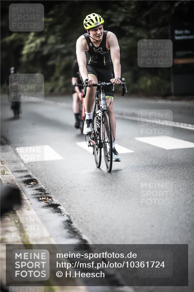 13.09.2026 - Stadtparktriathlon H.Heesch http://msf.ph/oto/10361724 13.09.2026 11:17:54 Radfahren 555, 655, 766, 810, 1798 meine-sportfotos.de