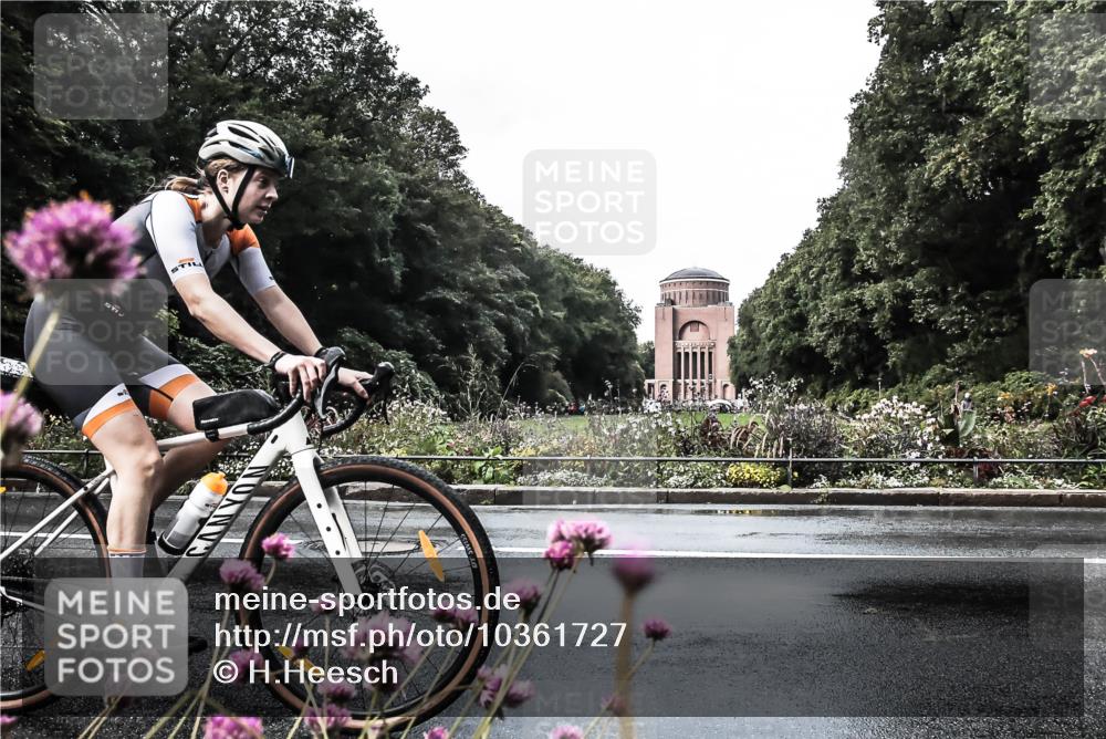 13.09.2026 - Stadtparktriathlon H.Heesch http://msf.ph/oto/10361727 13.09.2026 12:19:32 Radfahren 1134, 1148, 1158, 1181 meine-sportfotos.de