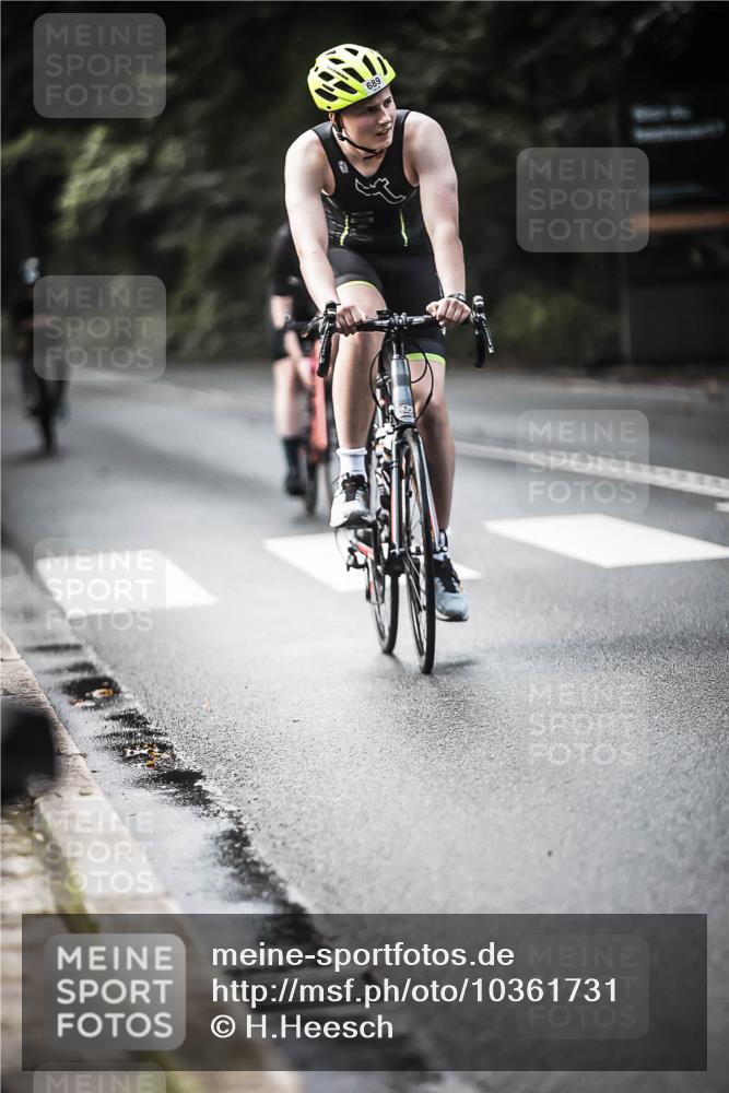 13.09.2026 - Stadtparktriathlon H.Heesch http://msf.ph/oto/10361731 13.09.2026 11:17:54 Radfahren 555, 655, 766, 810, 1798 meine-sportfotos.de