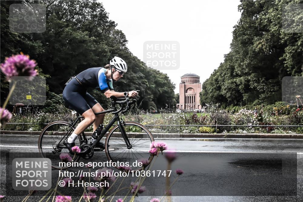 13.09.2026 - Stadtparktriathlon H.Heesch http://msf.ph/oto/10361747 13.09.2026 12:19:36 Radfahren 1098, 1134, 1148, 1158, 1181 meine-sportfotos.de