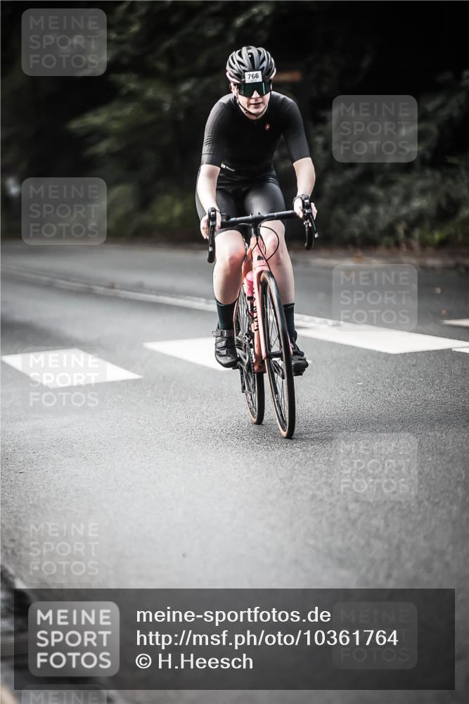 13.09.2026 - Stadtparktriathlon H.Heesch http://msf.ph/oto/10361764 13.09.2026 11:17:56 Radfahren 555, 655, 703, 766, 810, 1798 meine-sportfotos.de