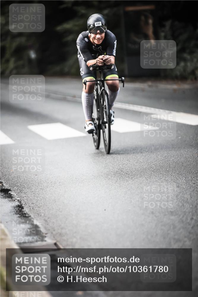13.09.2026 - Stadtparktriathlon H.Heesch http://msf.ph/oto/10361780 13.09.2026 11:17:57 Radfahren 655, 703, 766, 1798 meine-sportfotos.de