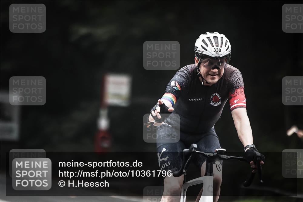 13.09.2026 - Stadtparktriathlon H.Heesch http://msf.ph/oto/10361796 13.09.2026 10:03:15 Radfahren 330, 334, 335 meine-sportfotos.de