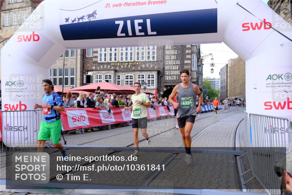 13.09.2026 - 21. swb-Marathon Bremen Tim E. http://msf.ph/oto/10361841 13.09.2026 12:59:23 Ziel 1118, 1508, 1751, 1993, 3584, 3688, 4399, 4847, 6991, 8383, 8994, 9120, 9329 meine-sportfotos.de