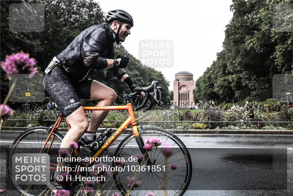 13.09.2026 - Stadtparktriathlon H.Heesch http://msf.ph/oto/10361851 13.09.2026 12:20:03 Radfahren 880, 955, 985, 1024, 1028, 1047, 1067, 1138, 1187 meine-sportfotos.de