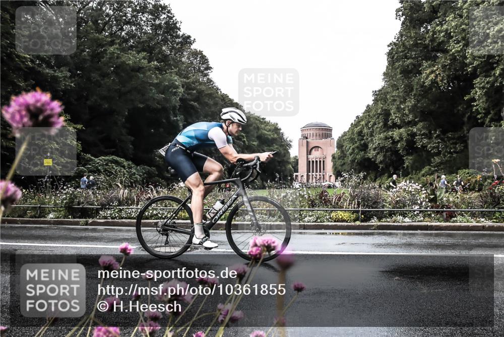 13.09.2026 - Stadtparktriathlon H.Heesch http://msf.ph/oto/10361855 13.09.2026 12:20:03 Radfahren 880, 955, 985, 1024, 1028, 1047, 1067, 1138, 1187 meine-sportfotos.de