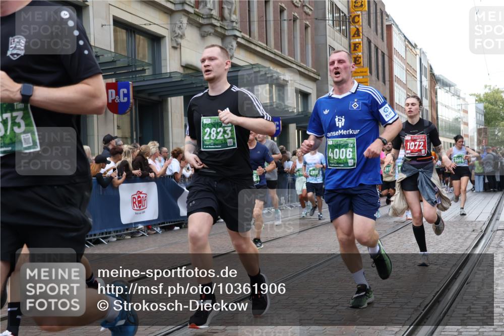 13.09.2026 - 21. swb-Marathon Bremen Strokosch-Dieckow http://msf.ph/oto/10361906 13.09.2026 13:36:19 Ziel 164, 372, 813, 900, 1738, 1880, 1936, 2467, 2673, 2692, 2700, 2731, 2819, 2823, 3067, 3410, 3585, 3635, 3815, 4006, 4050, 4182, 4216, 4304, 4335, 4414, 4676, 4892, 5061, 5447, 5656, 5781, 5823, 6050, 6280, 6340, 6516, 6527, 6568, 7039, 7229, 7237, 7249, 7344, 7640, 7656, 7765, 7808, 8525, 8685, 8723, 8790, 8905, 9658, 9776, 9807, 9899, 10068, 10070, 563, 1072, 1867, 2339, 2931, 2949, 3026, 3224, 3291, 3489, 4016, 5276, 6874, 6982 meine-sportfotos.de