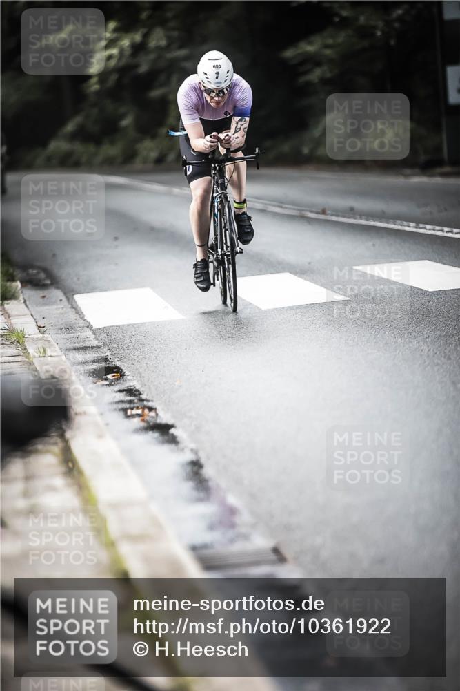 13.09.2026 - Stadtparktriathlon H.Heesch http://msf.ph/oto/10361922 13.09.2026 11:18:11 Radfahren 683, 818 meine-sportfotos.de