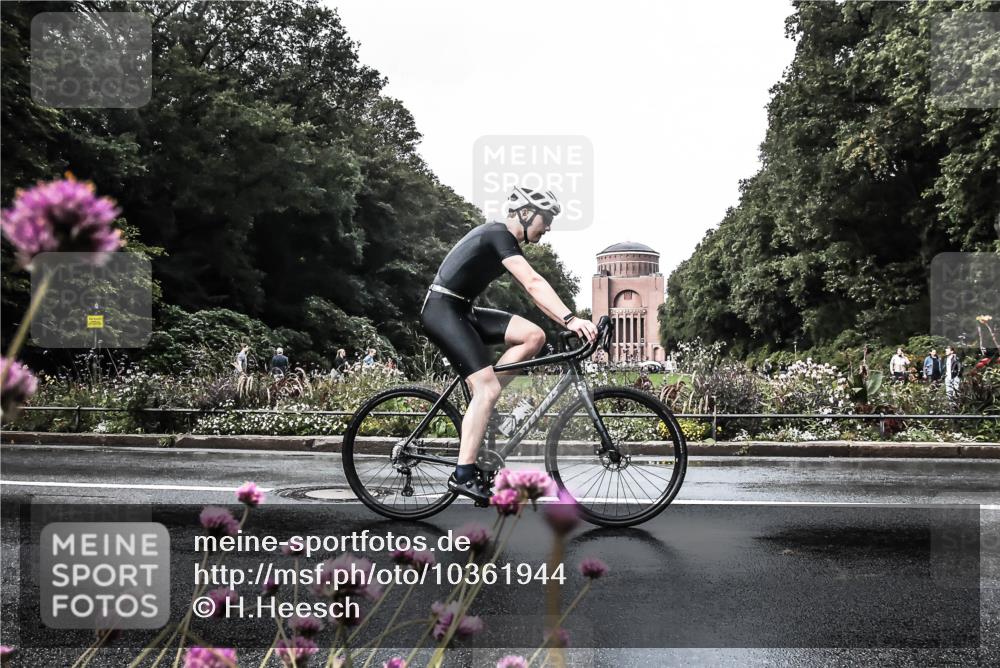 13.09.2026 - Stadtparktriathlon H.Heesch http://msf.ph/oto/10361944 13.09.2026 12:20:16 Radfahren 844, 938, 949, 1004, 1051, 1123 meine-sportfotos.de