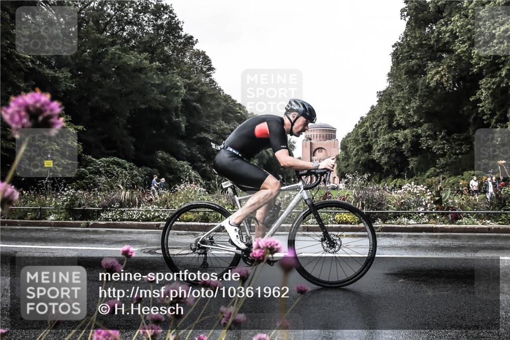 13.09.2026 - Stadtparktriathlon H.Heesch http://msf.ph/oto/10361962 13.09.2026 12:20:17 Radfahren 844, 949, 1004, 1051, 1123, 1128 meine-sportfotos.de