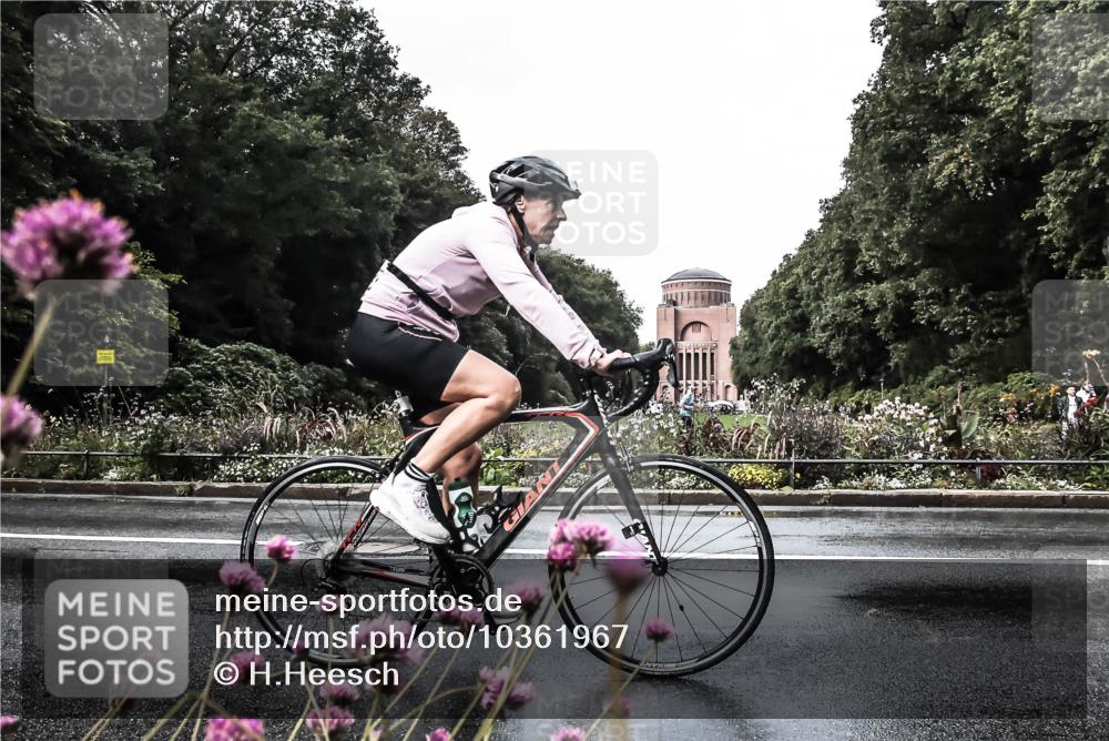 13.09.2026 - Stadtparktriathlon H.Heesch http://msf.ph/oto/10361967 13.09.2026 12:20:19 Radfahren 844, 949, 1004, 1051, 1088, 1123, 1128 meine-sportfotos.de