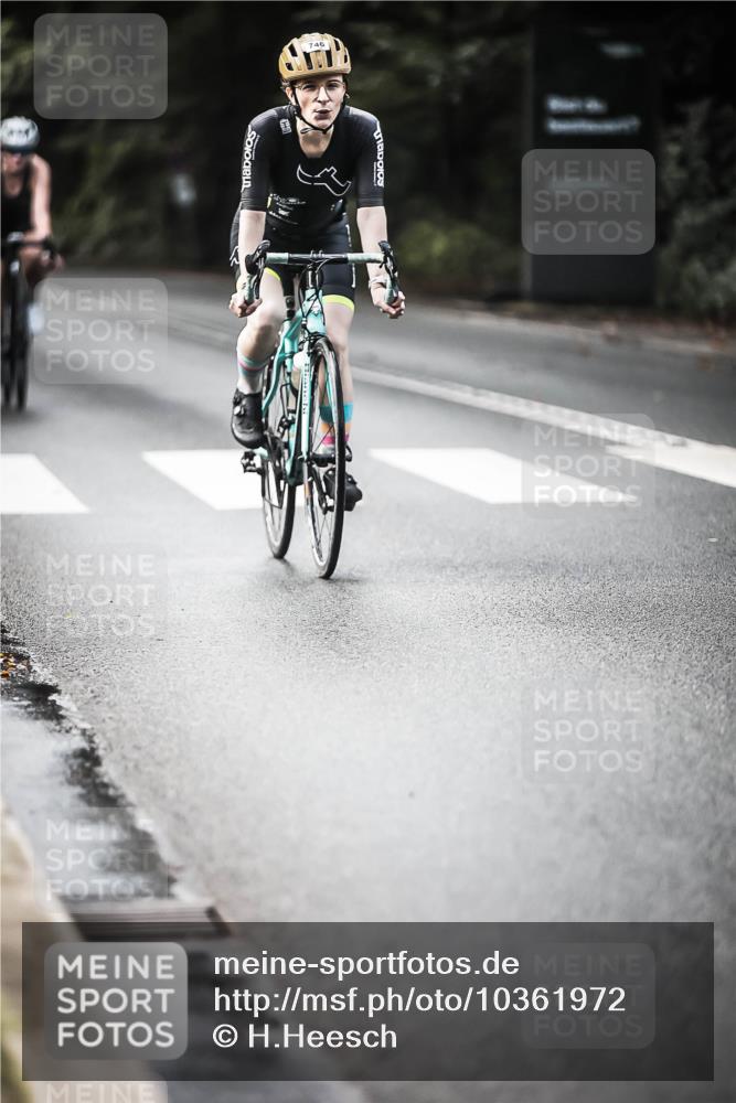 13.09.2026 - Stadtparktriathlon H.Heesch http://msf.ph/oto/10361972 13.09.2026 11:18:18 Radfahren 683, 746, 798, 801 meine-sportfotos.de