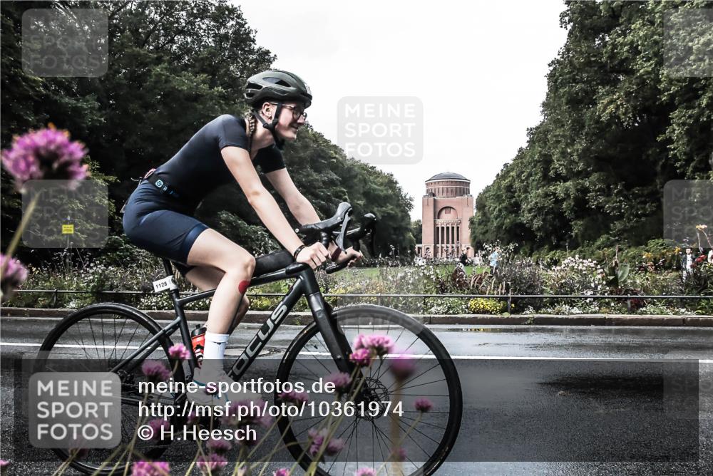13.09.2026 - Stadtparktriathlon H.Heesch http://msf.ph/oto/10361974 13.09.2026 12:20:20 Radfahren 844, 1051, 1088, 1123, 1128 meine-sportfotos.de
